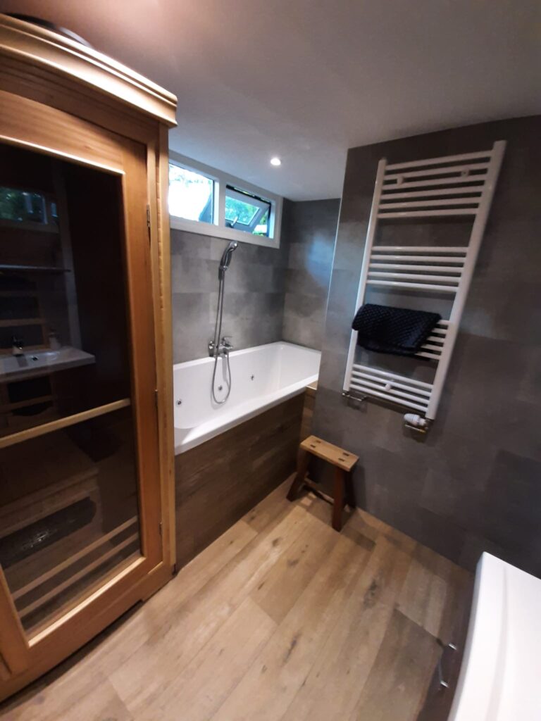 Badkamer beneden foto2